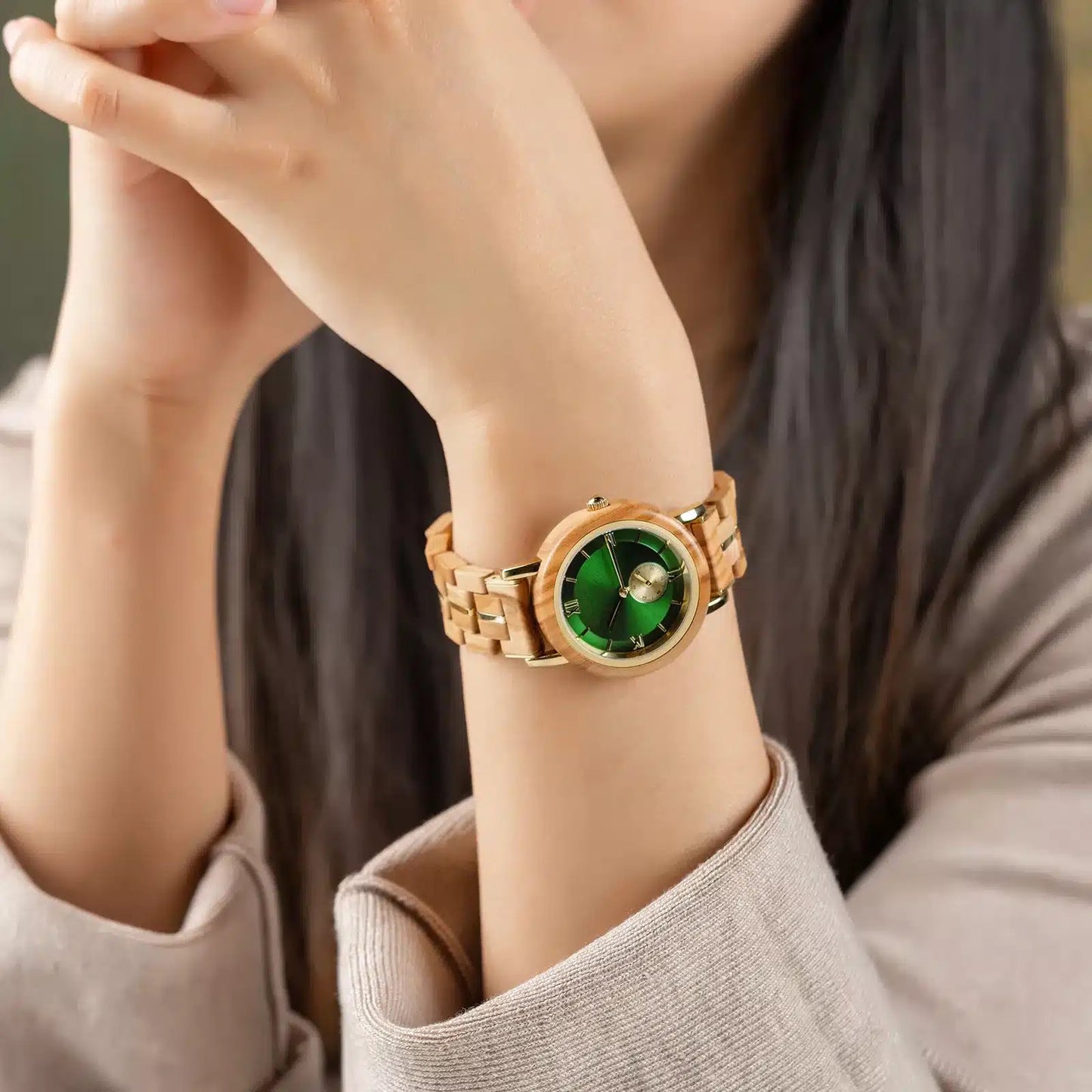 Feminine Green Round Dial Wooden Watch - For Woman